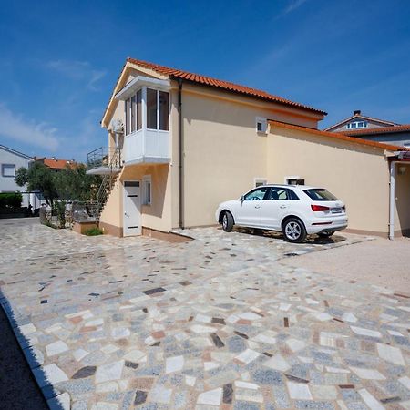 Apartmani Bakran Krk Town Exterior photo