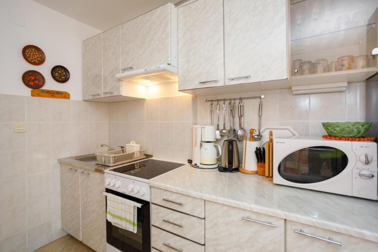 Apartmani Bakran Krk Town Exterior photo