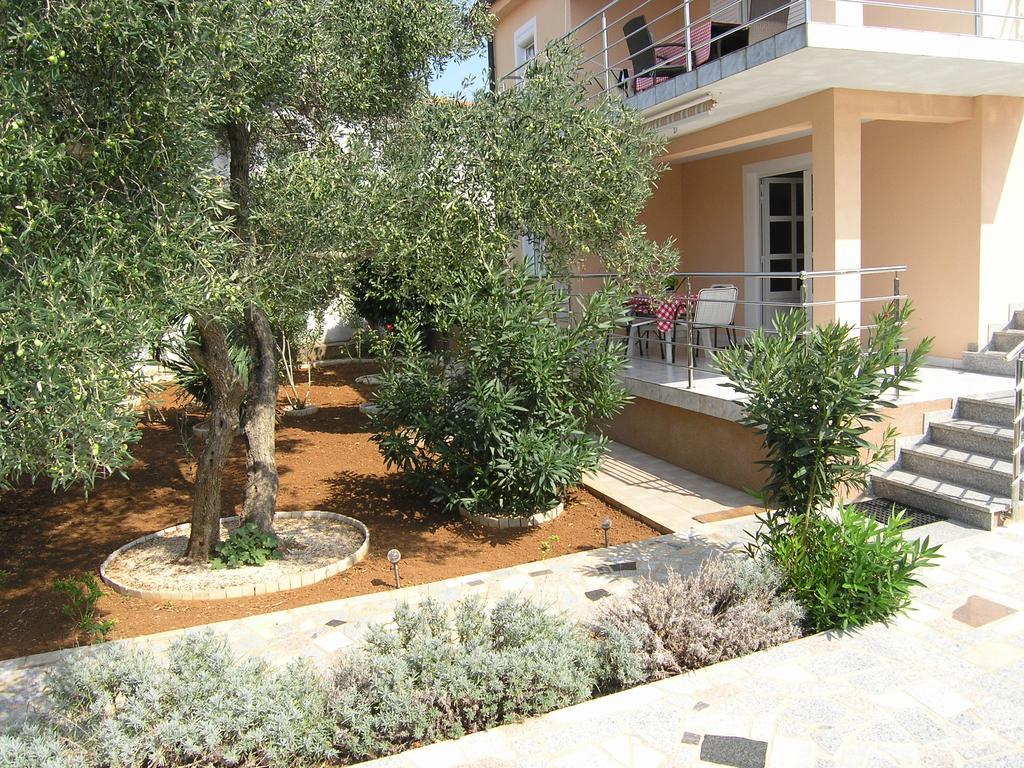 Apartmani Bakran Krk Town Exterior photo